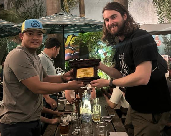 e7257360 a5fd 4ca6 b95e 39271bed0393